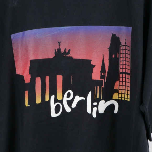 Vintage 90s Berlin Germany Brandenberg Gate Shirt - Picture 4 of 9